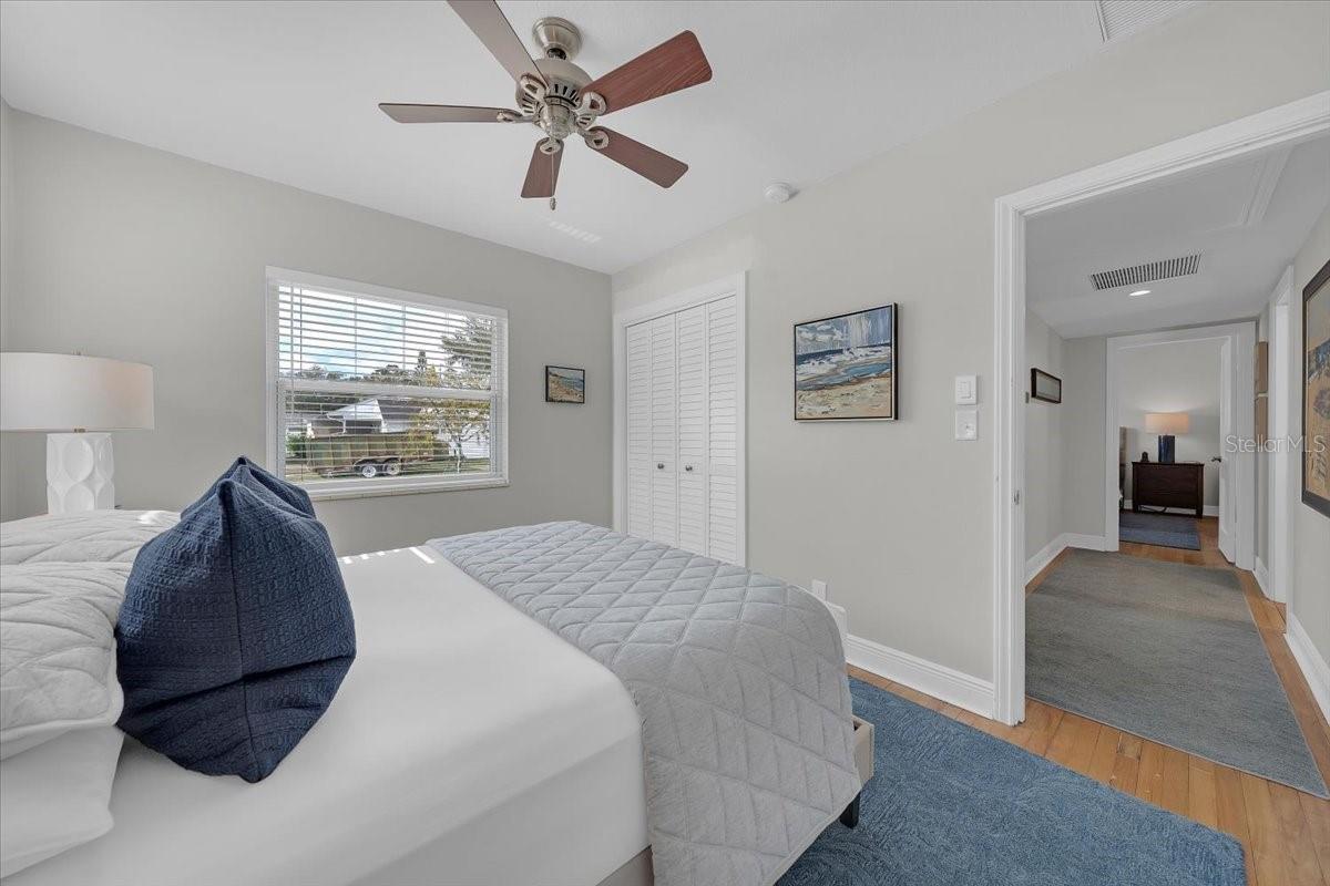 TB8462246 Property Photo