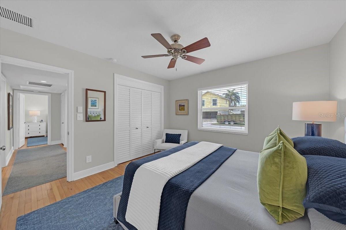 TB8462246 Property Photo