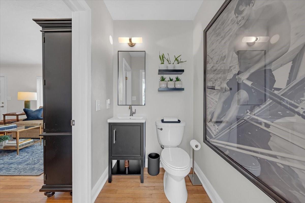 TB8462246 Property Photo