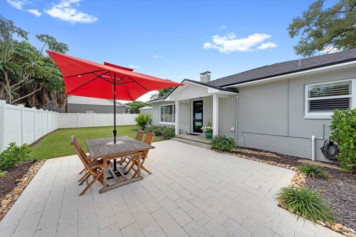 TB8462246 Property Photo