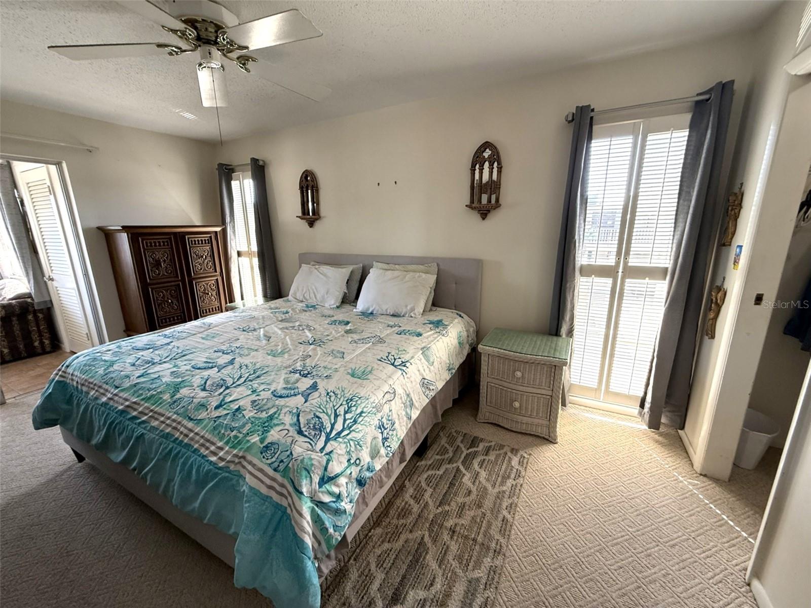 W7881881 Property Photo