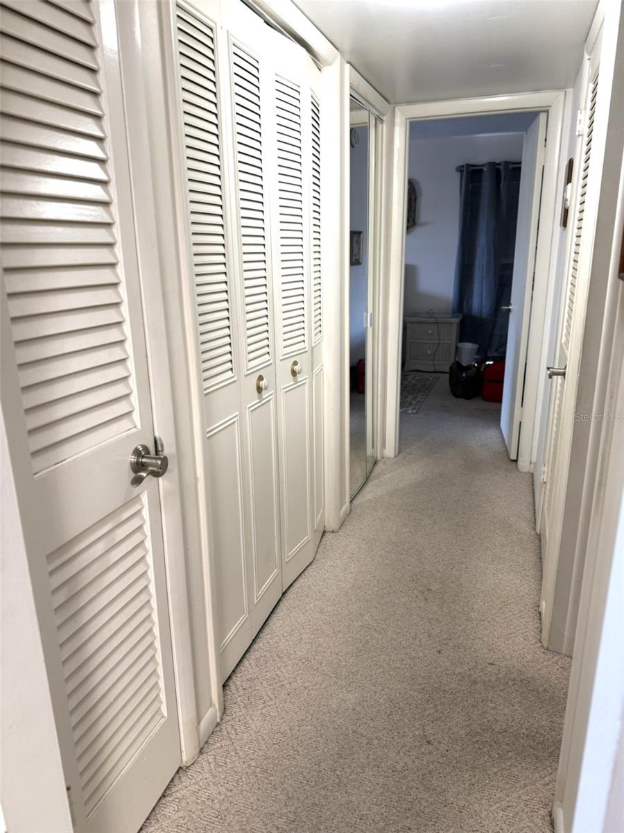 W7881881 Property Photo