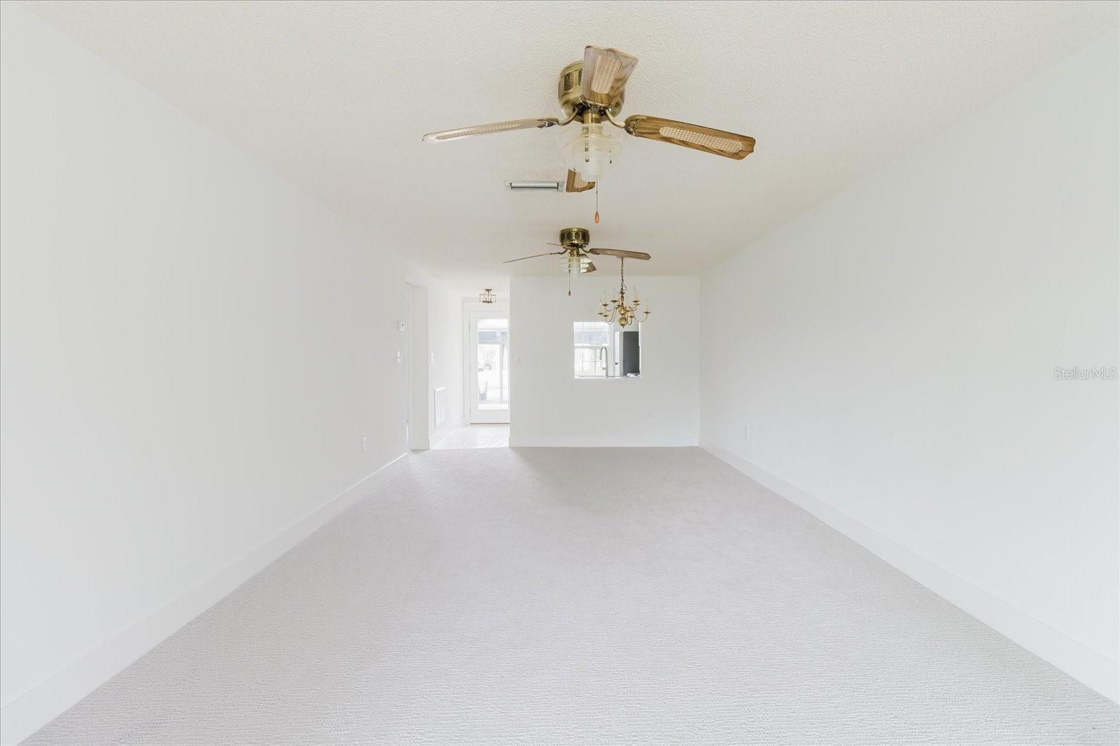 TB8462286 Property Photo