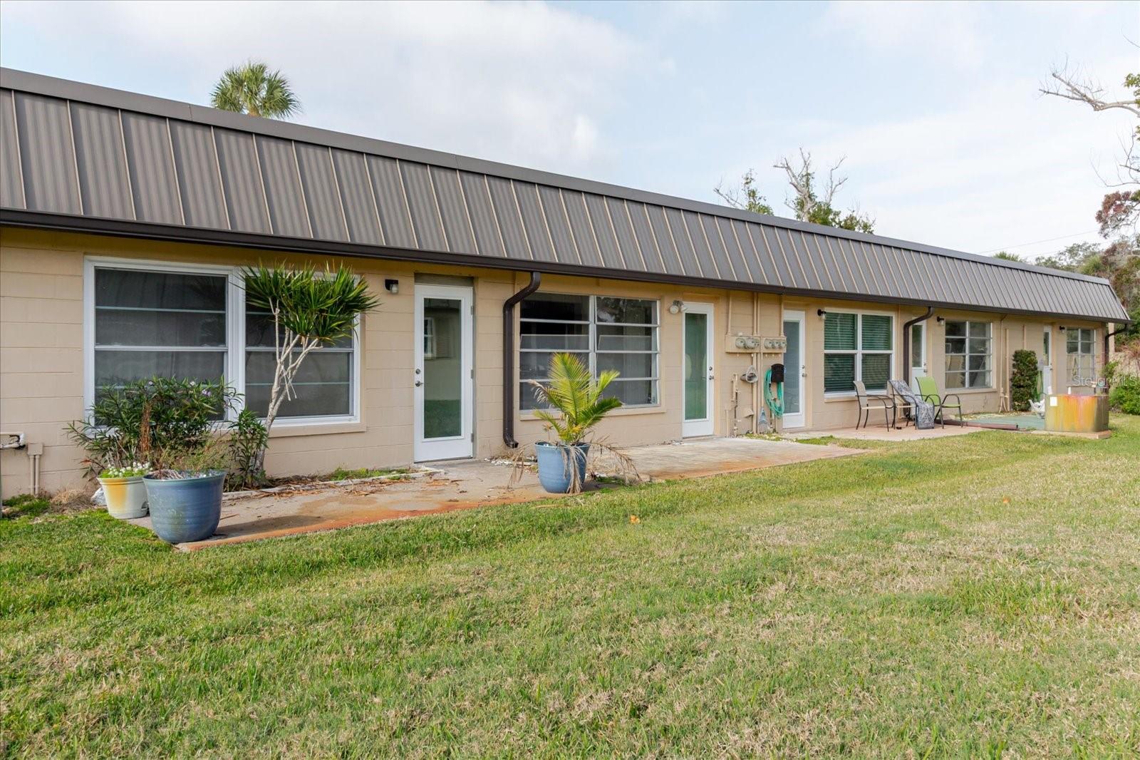 TB8462286 Property Photo