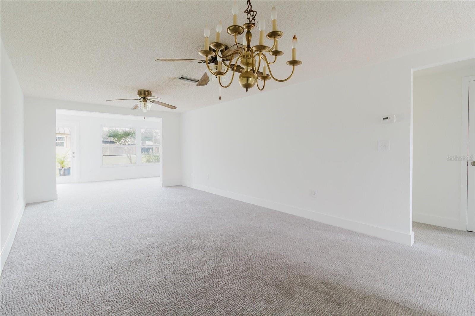 TB8462286 Property Photo