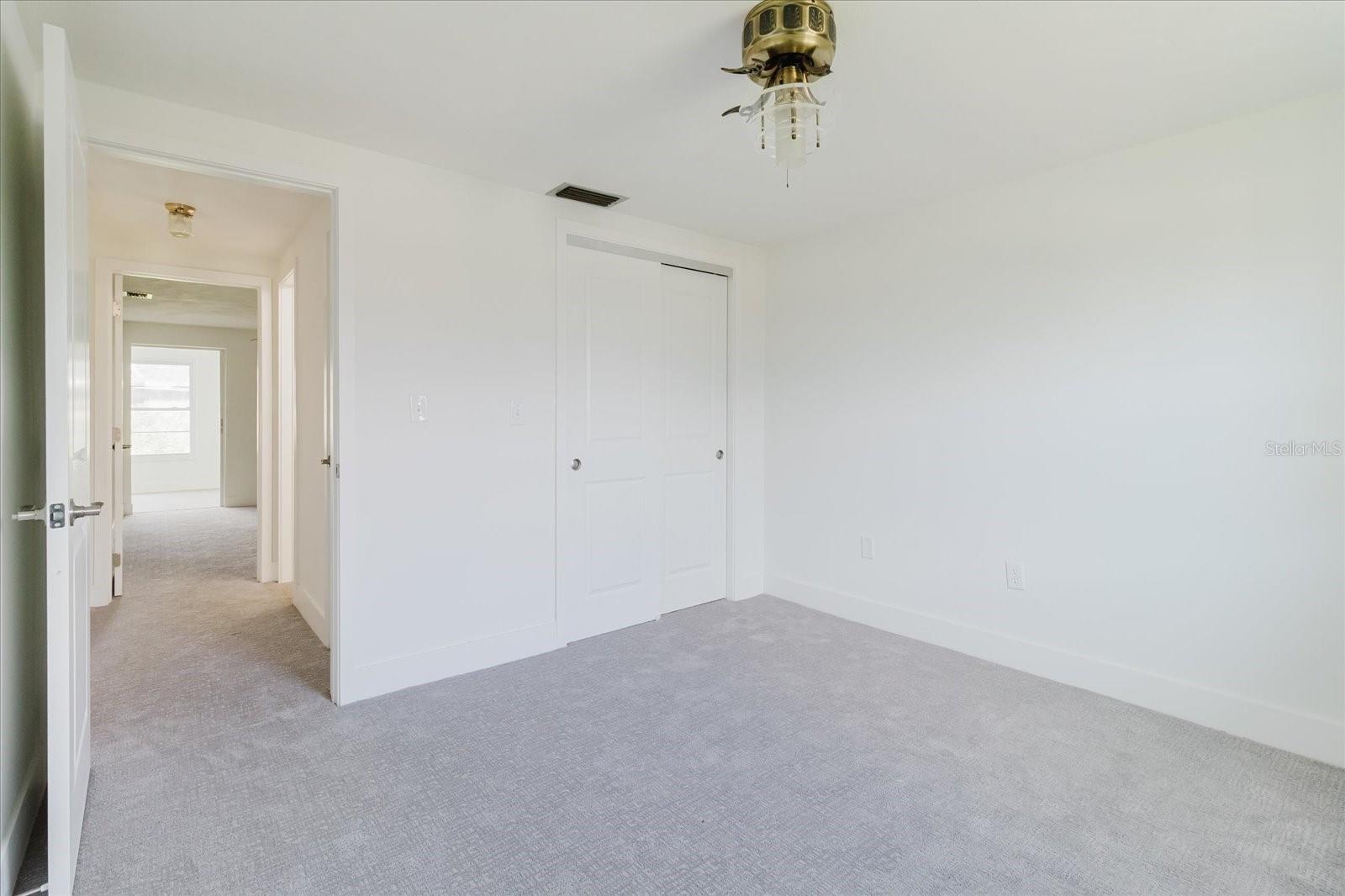 TB8462286 Property Photo