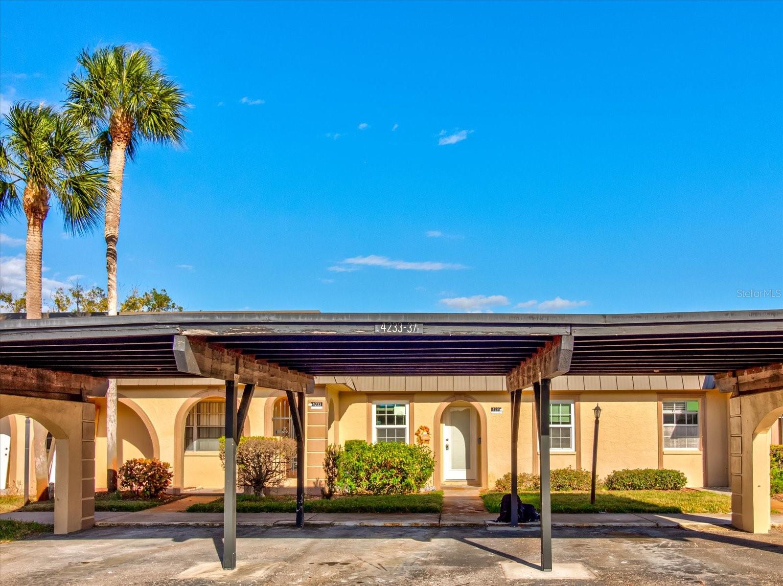 TB8462286 Property Photo