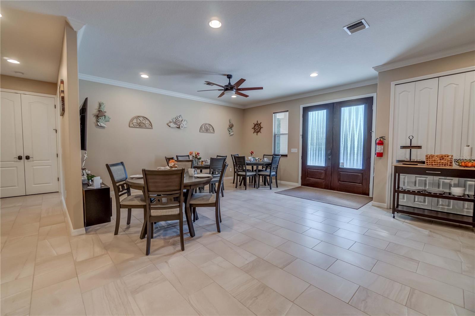 N6142254 Property Photo