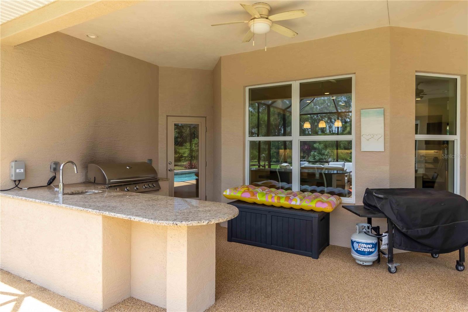 N6142254 Property Photo