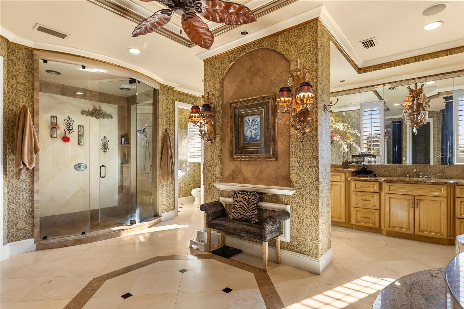 O6372088 Property Photo