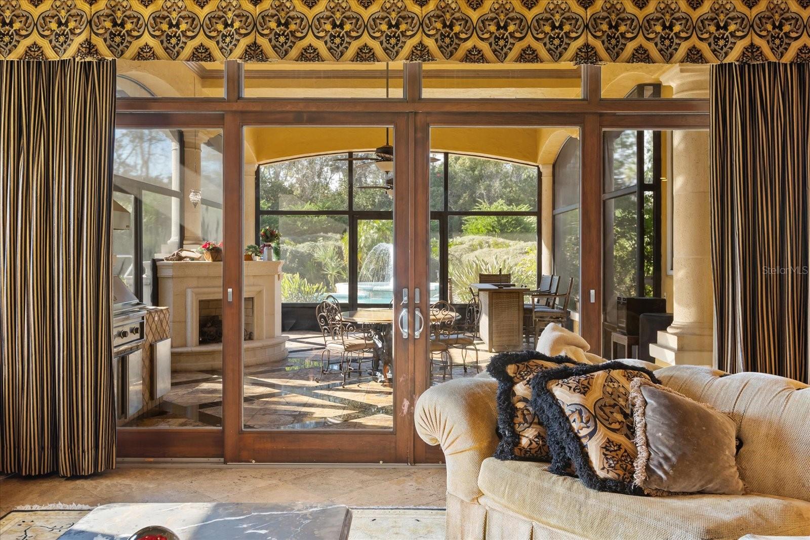 O6372088 Property Photo