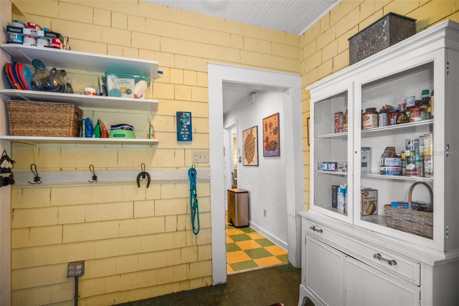 TB8462308 Property Photo