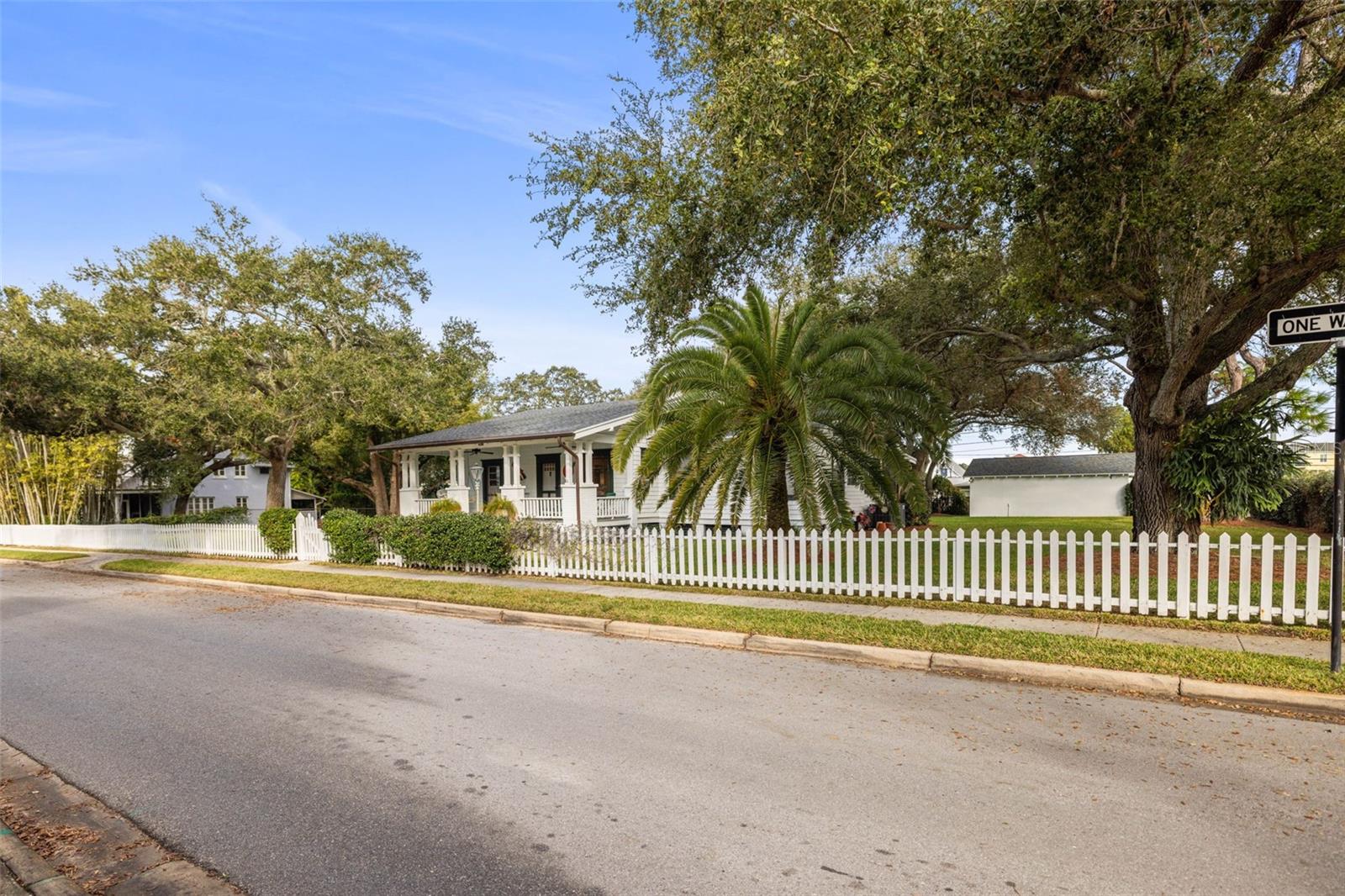 TB8462308 Property Photo