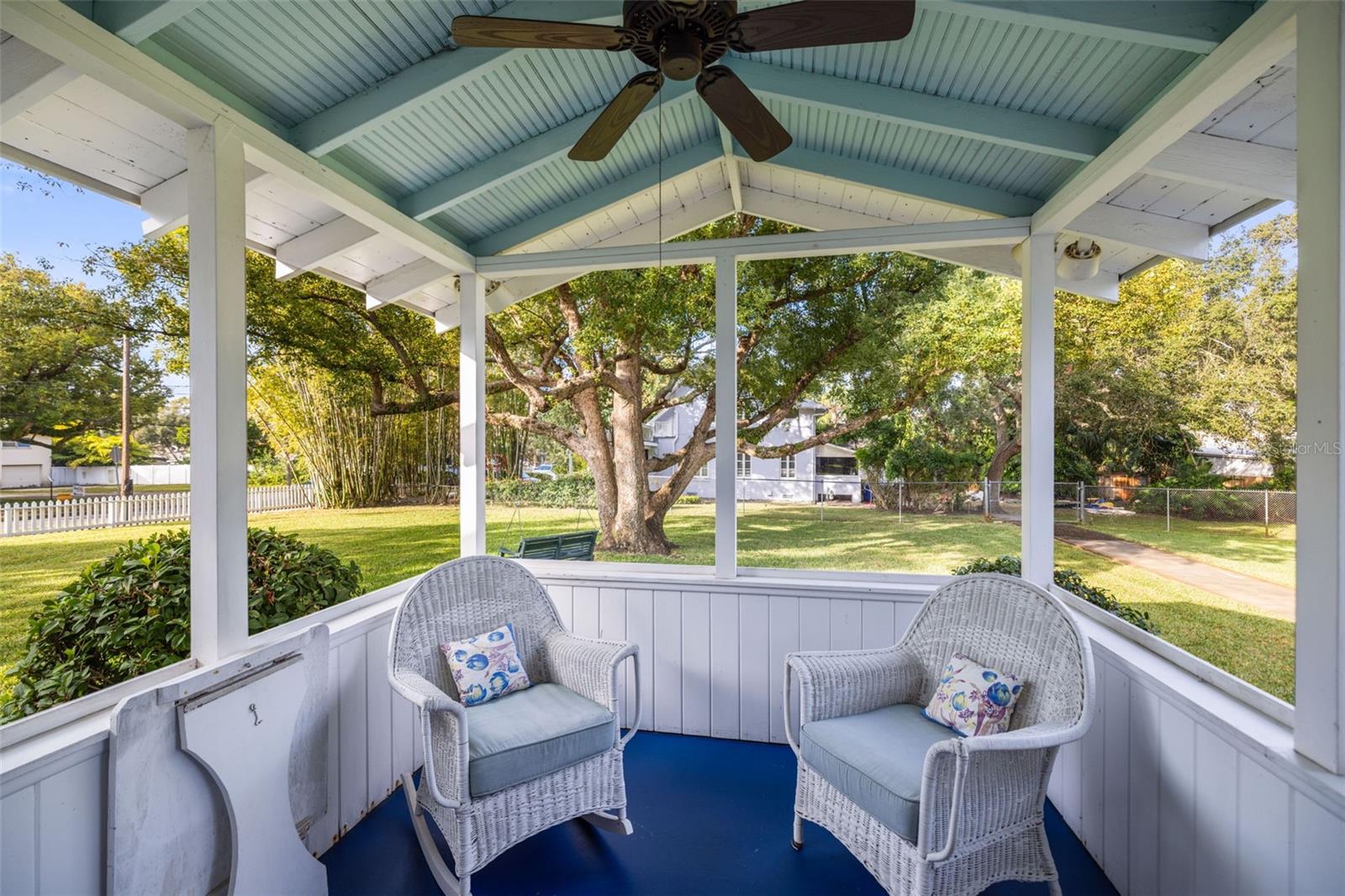 TB8462308 Property Photo