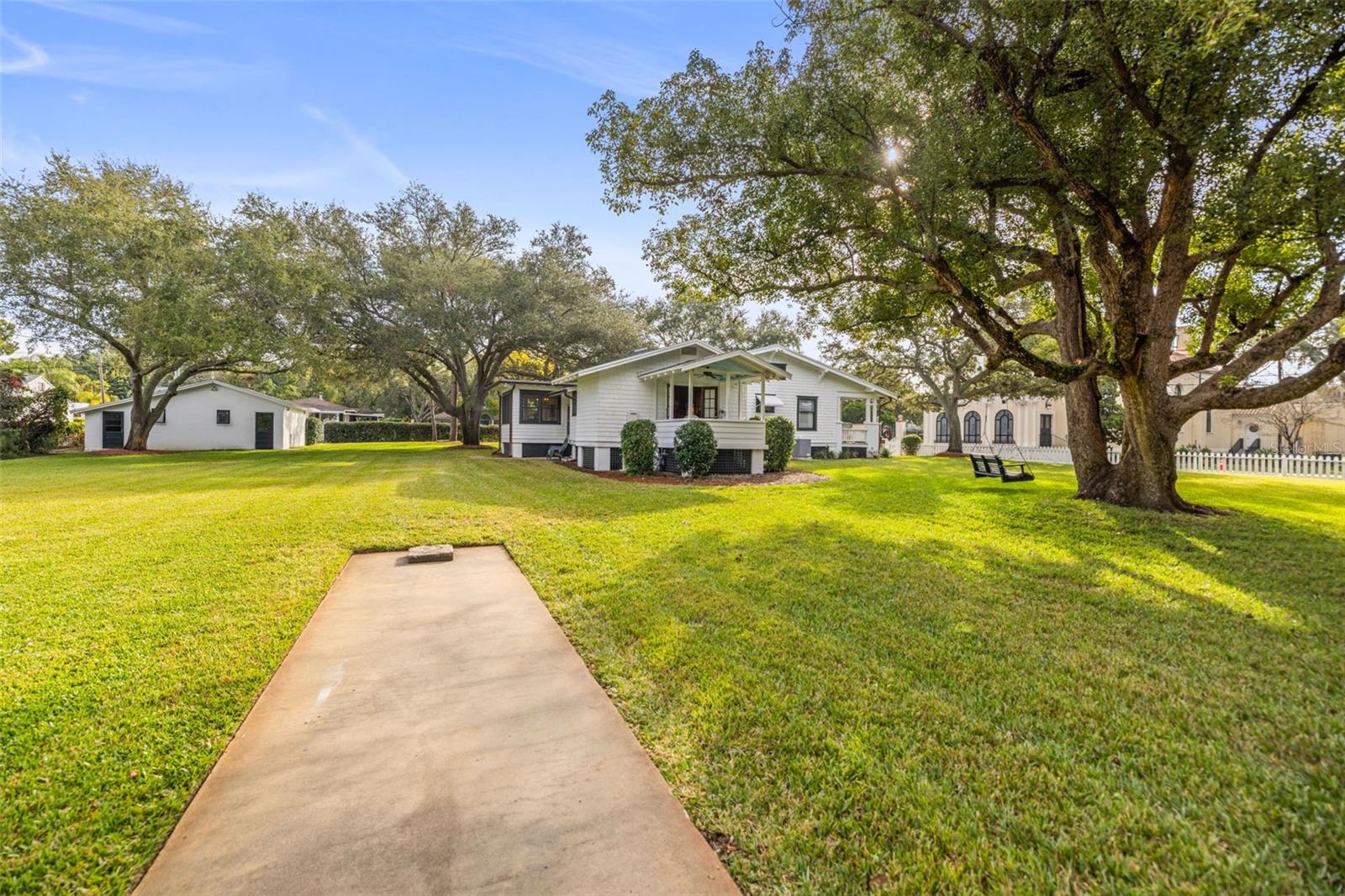 TB8462308 Property Photo