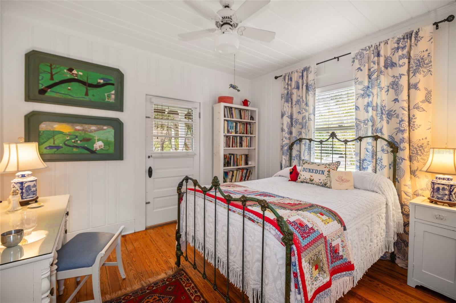 TB8462308 Property Photo