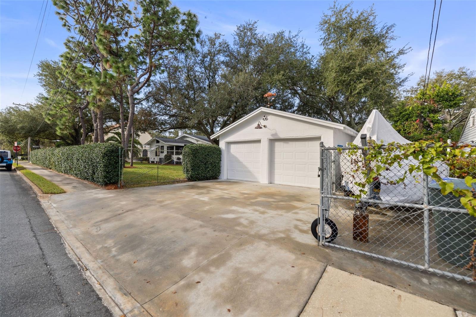 TB8462308 Property Photo