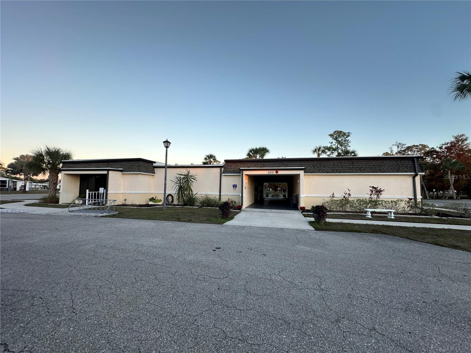 C7519853 Property Photo