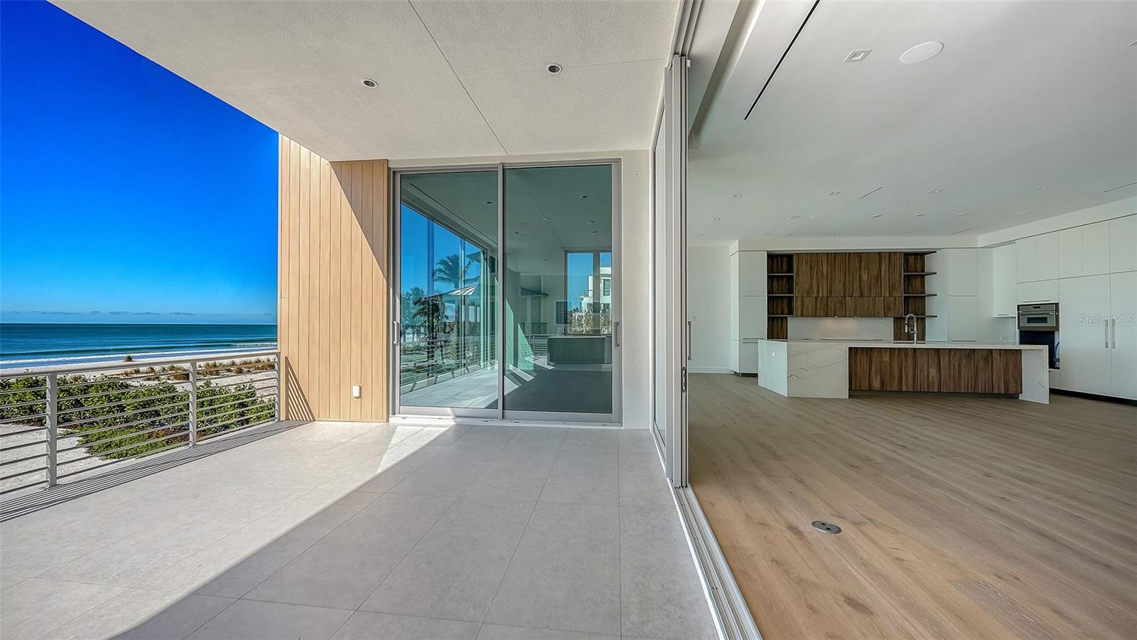 A4677413 Property Photo