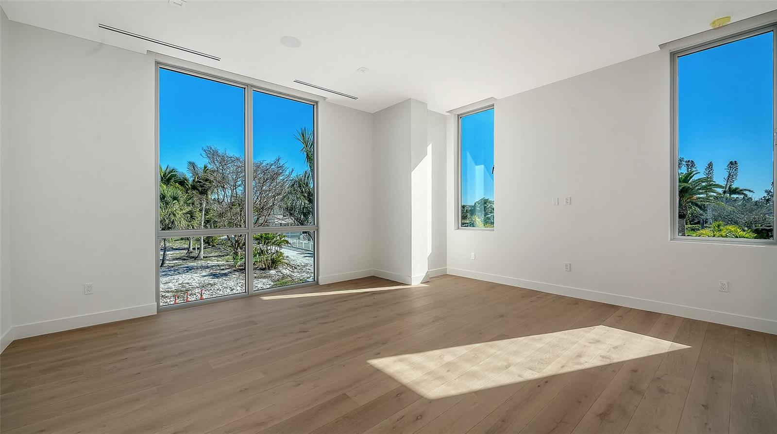 A4677413 Property Photo