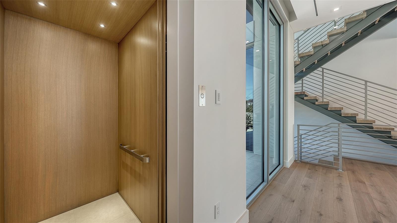 A4677413 Property Photo