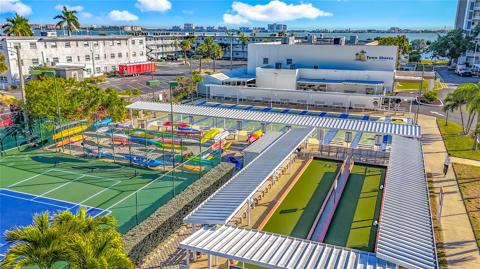 5925 SHORE BLVD S #203, GULFPORT, FL, 33707