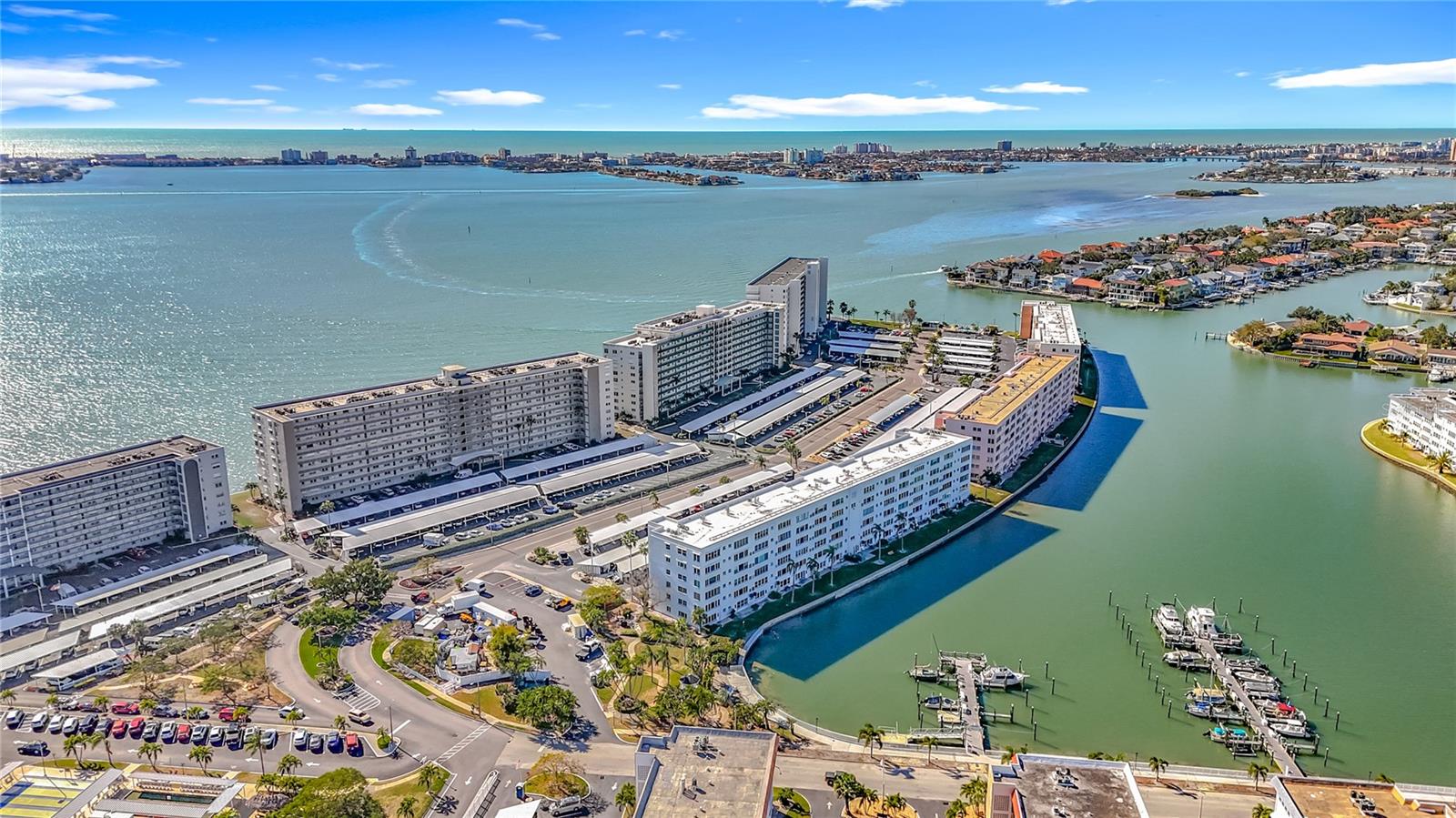 5925 SHORE BLVD S #203, GULFPORT, FL, 33707