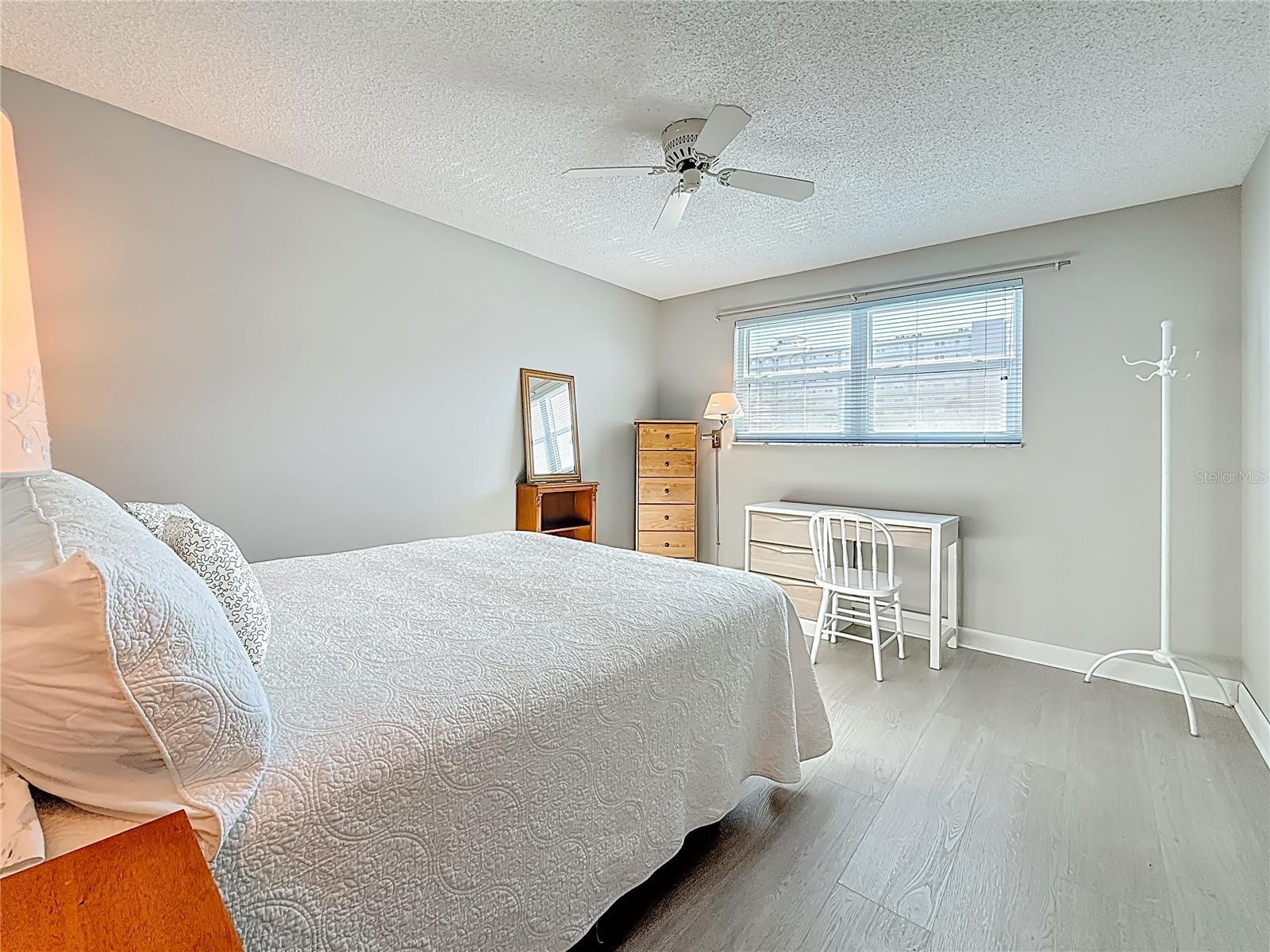 5925 SHORE BLVD S #203, GULFPORT, FL, 33707