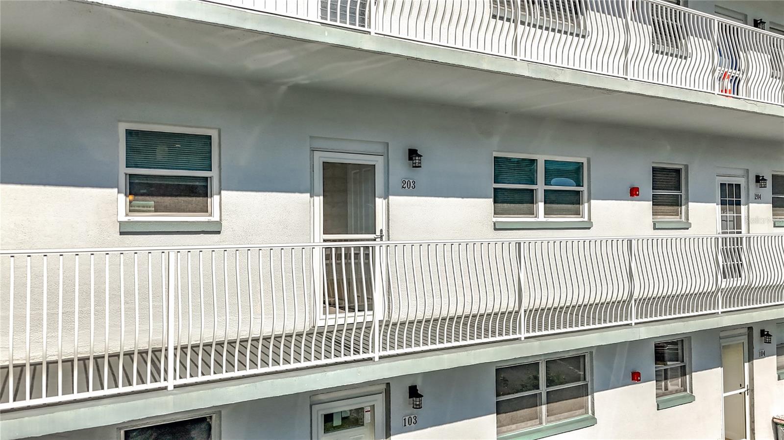 5925 SHORE BLVD S #203, GULFPORT, FL, 33707