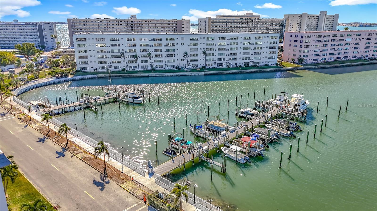 5925 SHORE BLVD S #203, GULFPORT, FL, 33707