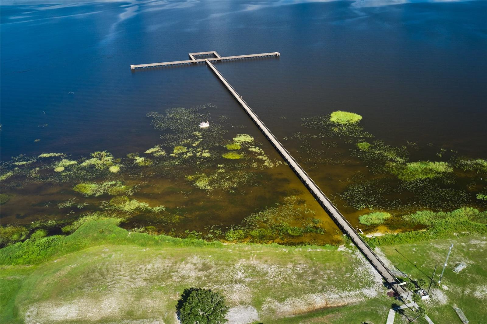 612 MAGNOLIA DR, INDIAN LAKE ESTATES, FL, 33855