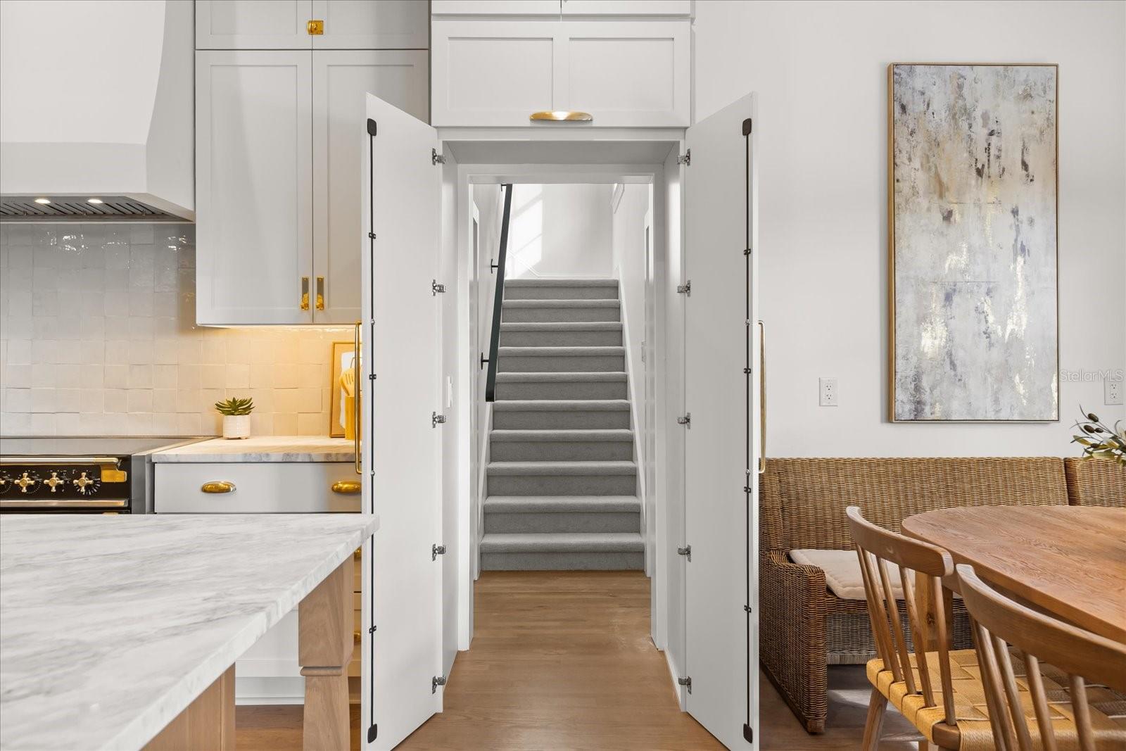 O6372165 Property Photo