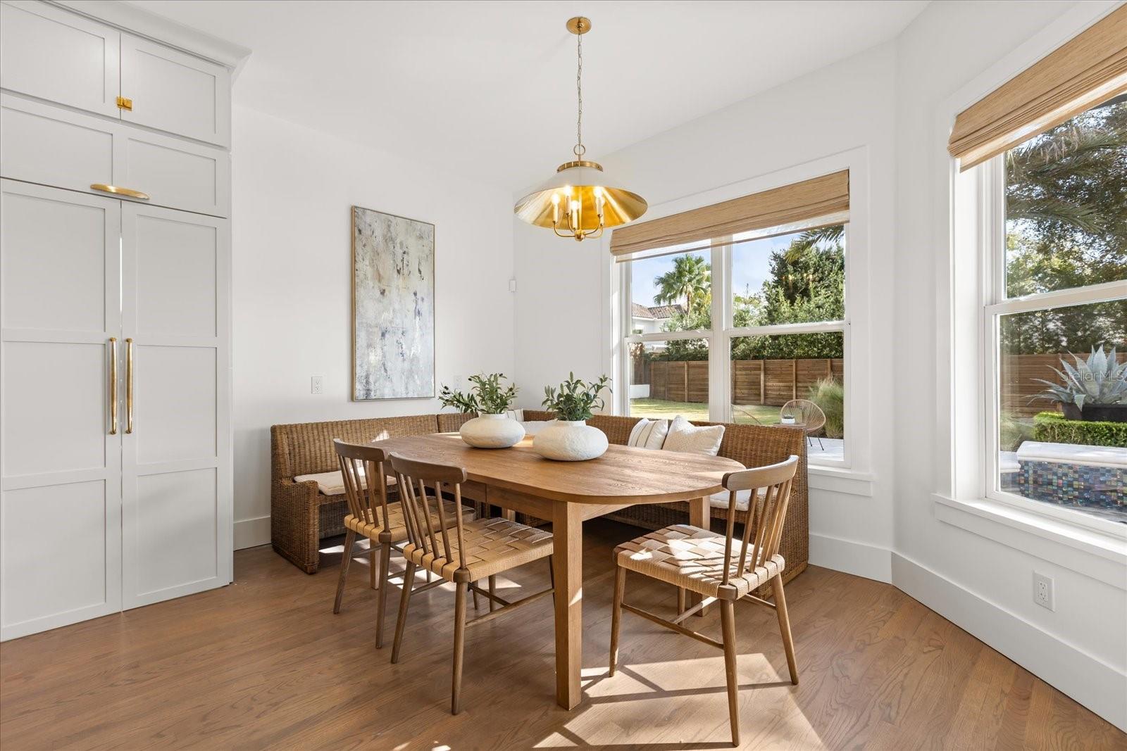 O6372165 Property Photo