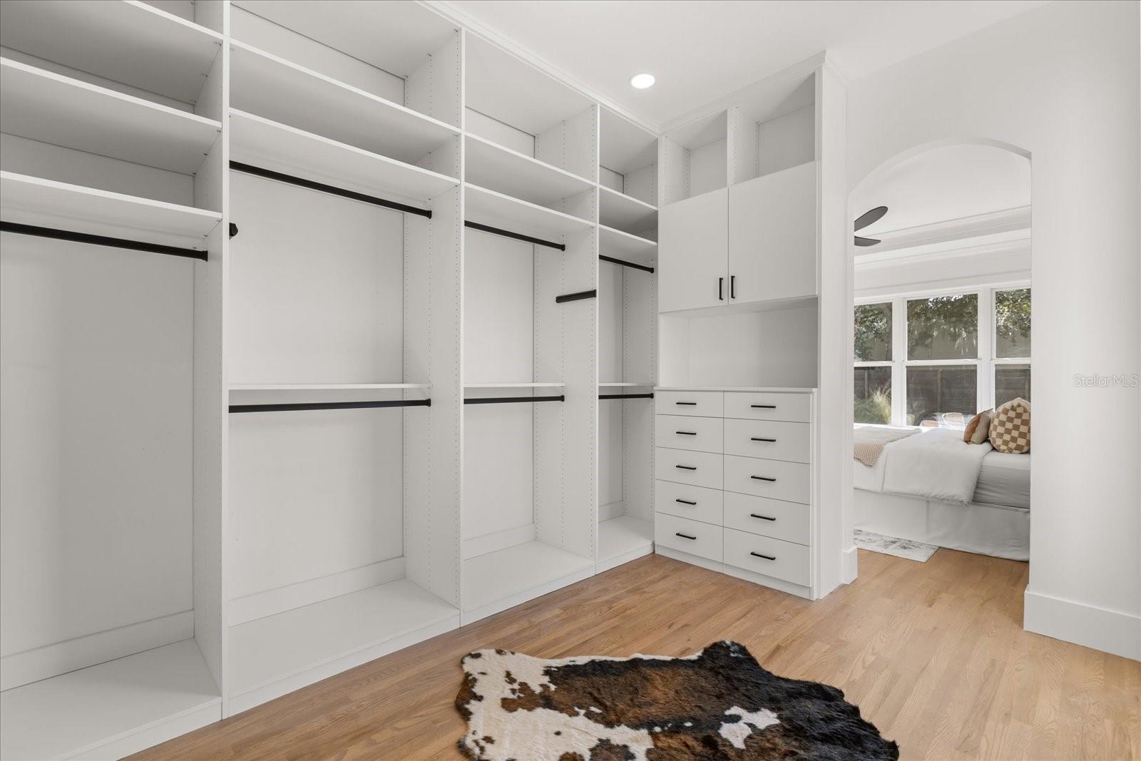 O6372165 Property Photo