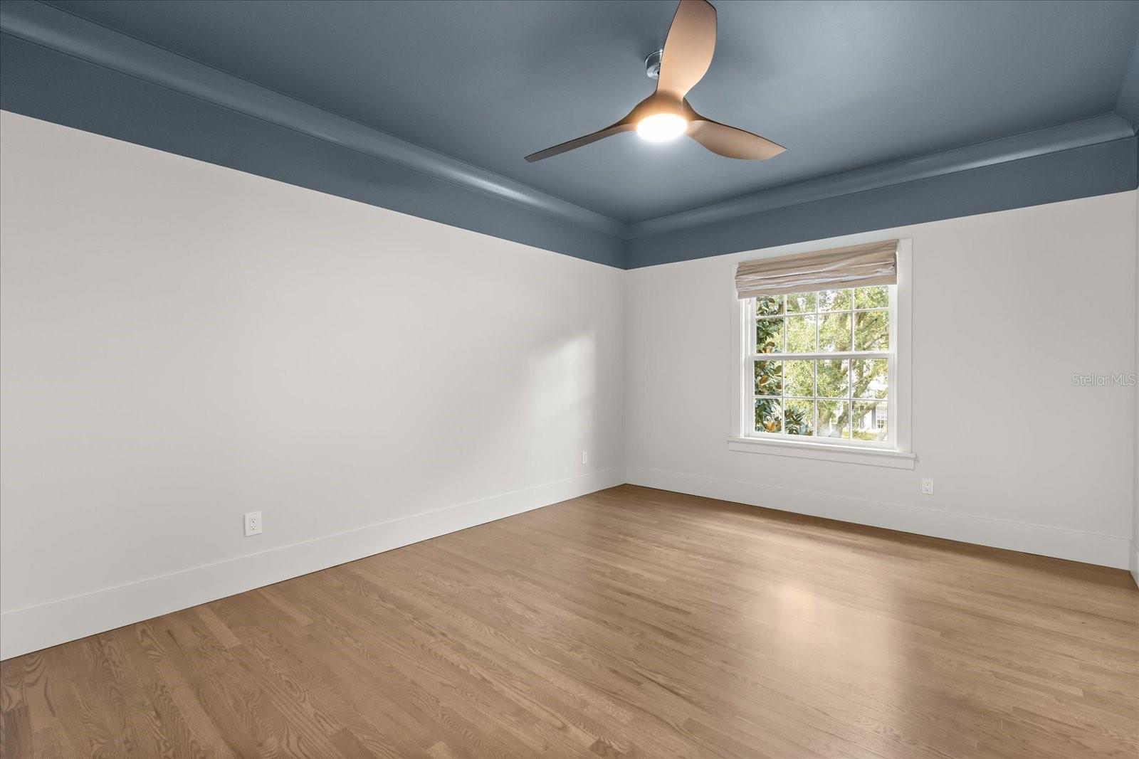 O6372165 Property Photo