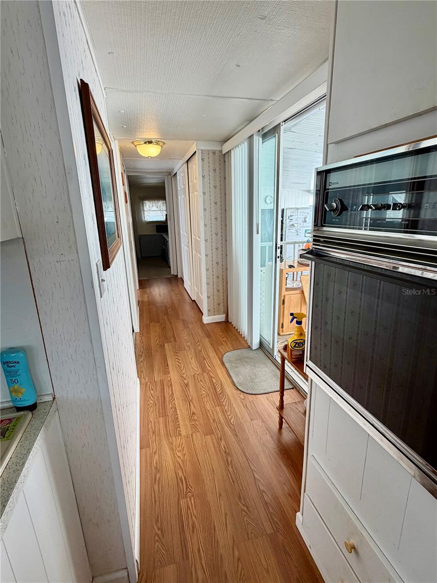 TB8462398 Property Photo