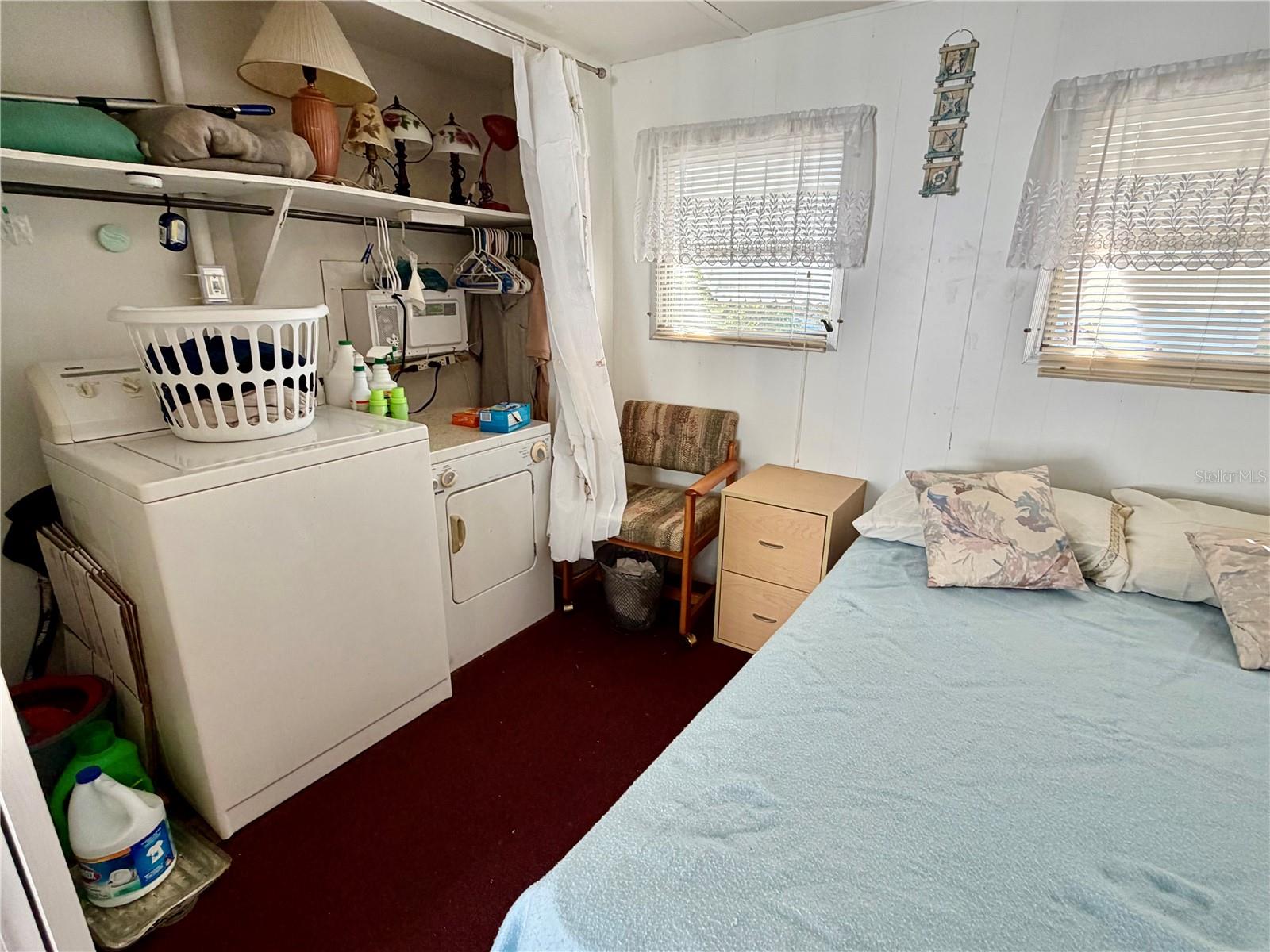 TB8462398 Property Photo