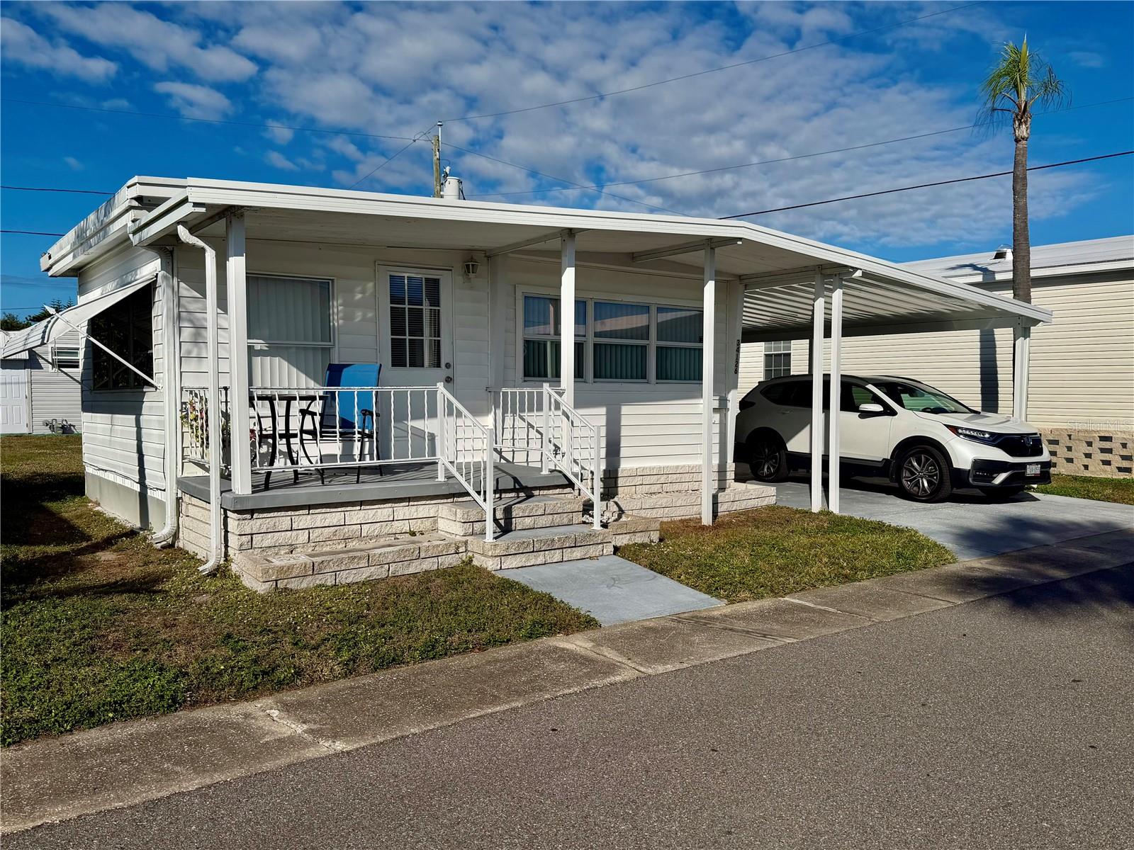 TB8462398 Property Photo