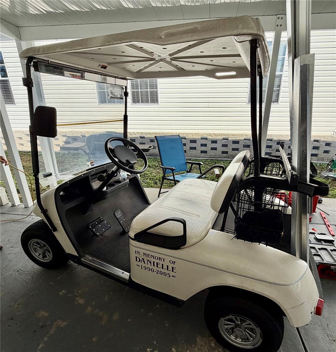 TB8462398 Property Photo