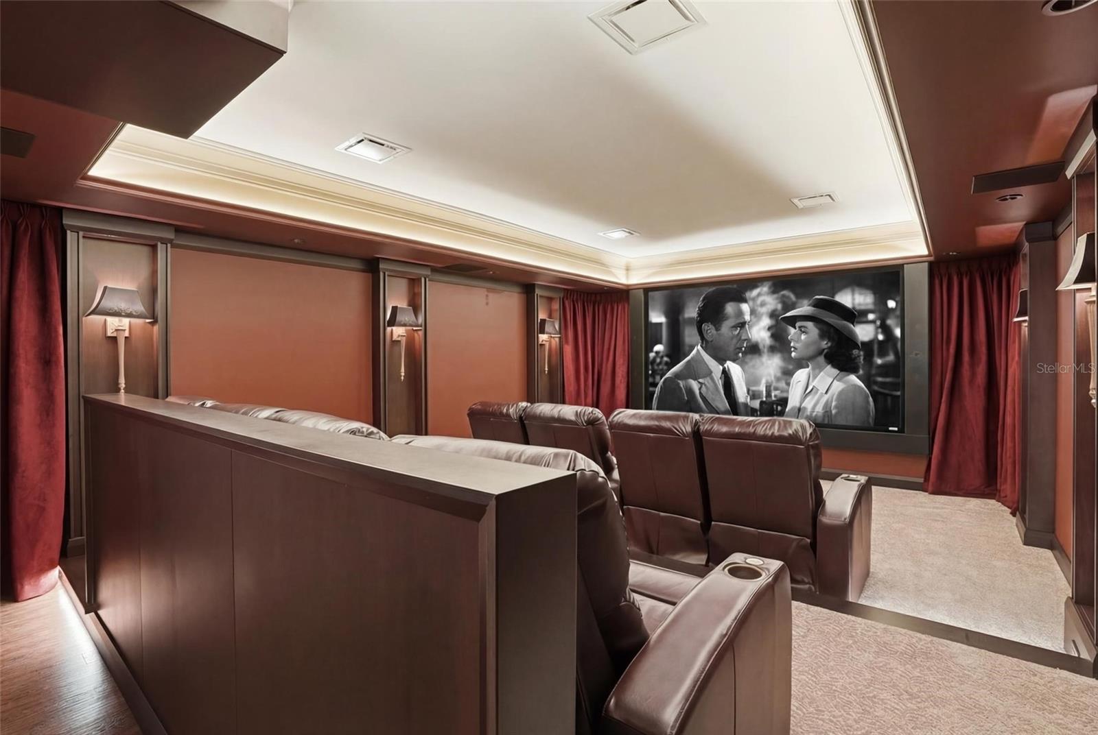 TB8462400 Property Photo