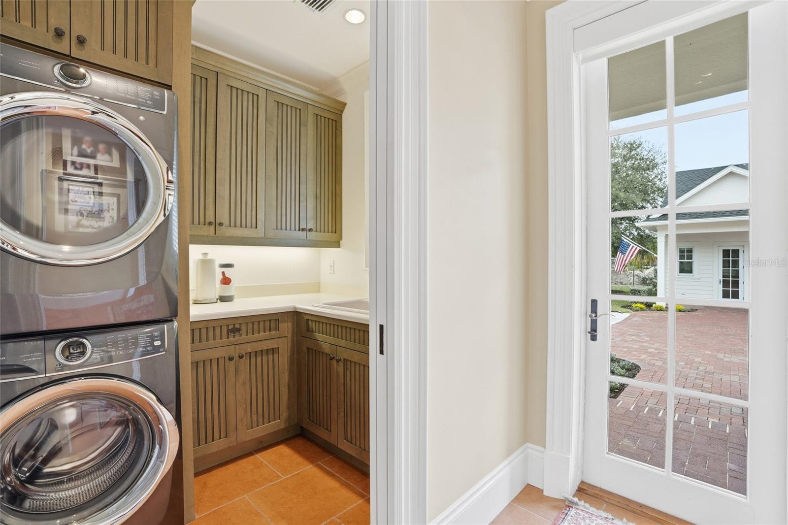 TB8462400 Property Photo