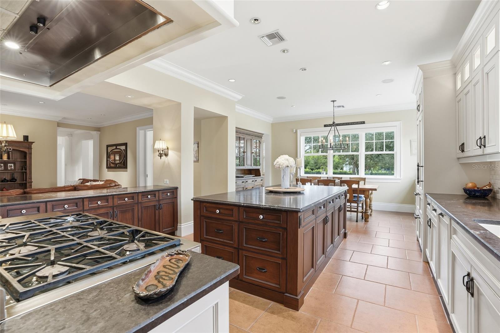 TB8462400 Property Photo