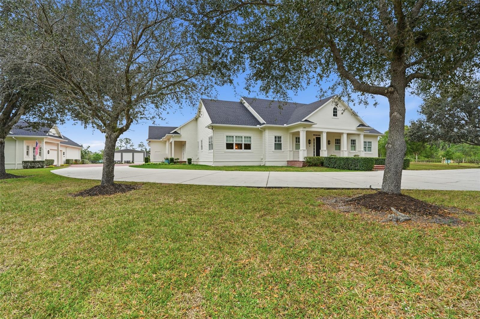 TB8462400 Property Photo