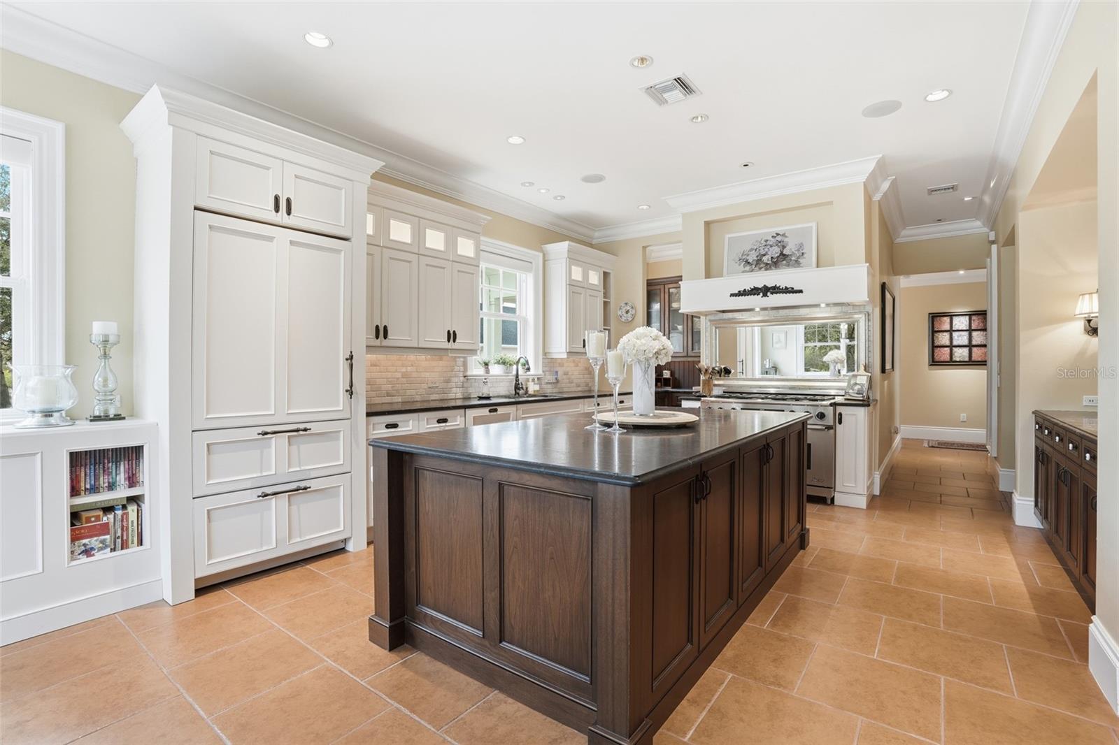 TB8462400 Property Photo