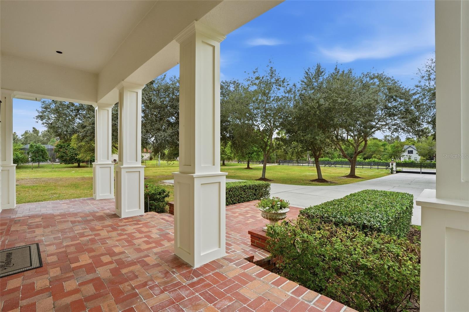 TB8462400 Property Photo