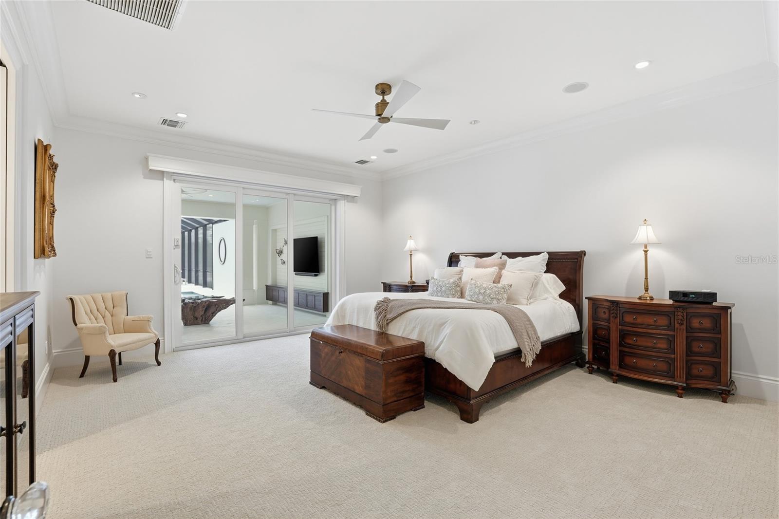 TB8462400 Property Photo