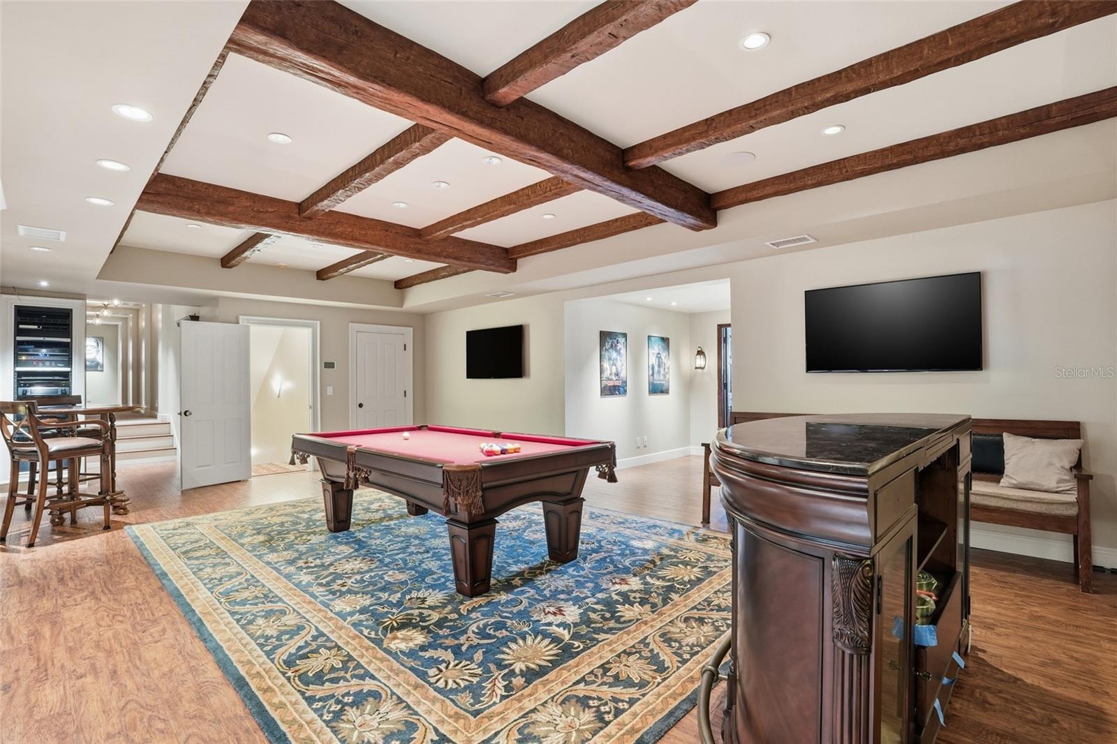 TB8462400 Property Photo