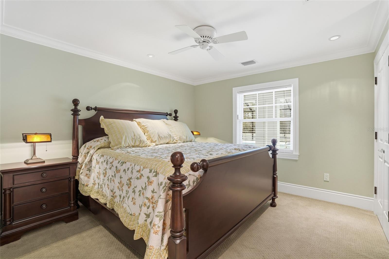 TB8462400 Property Photo