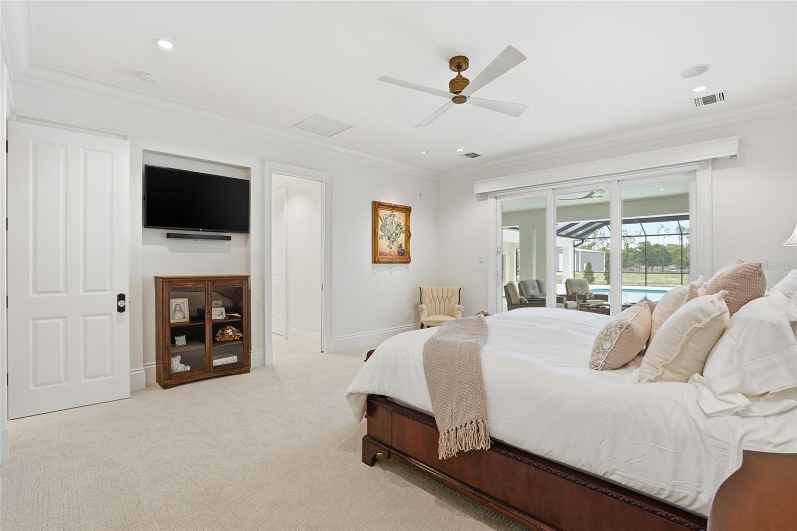 TB8462400 Property Photo