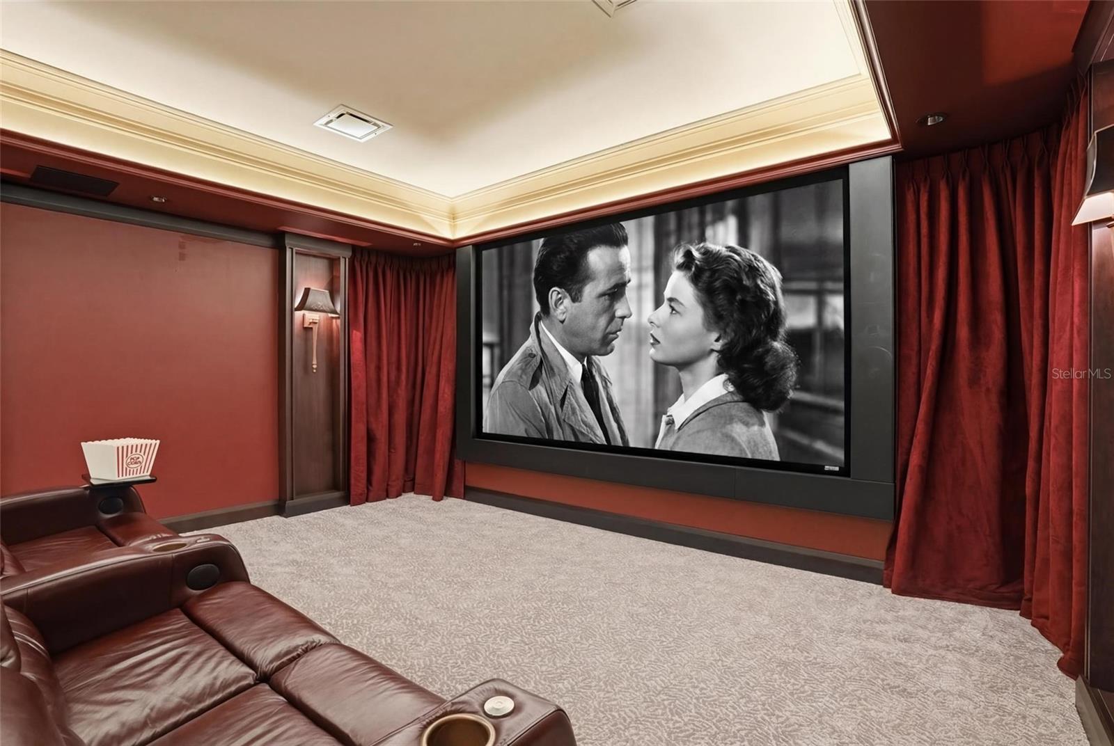 TB8462400 Property Photo